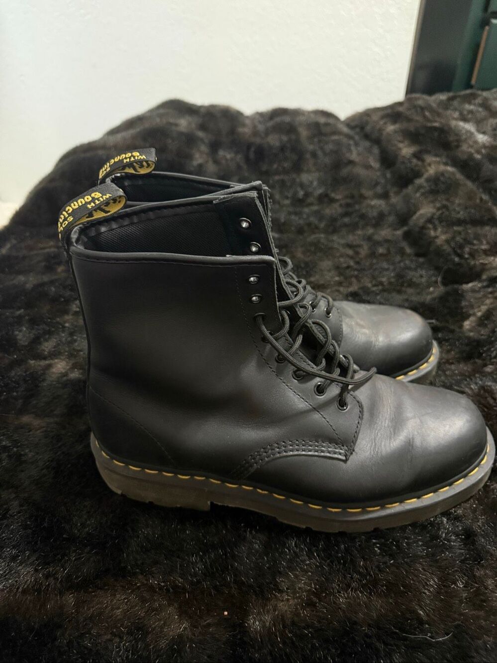 Doc Dr. Martens 1460  Black Leather Combat Boots Lace-Up shoes 13